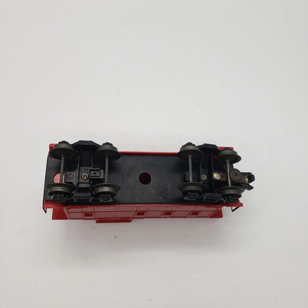 Vintage Lionel Lines #6017 Caboose Postwar Railroad Model Trains Great Condition